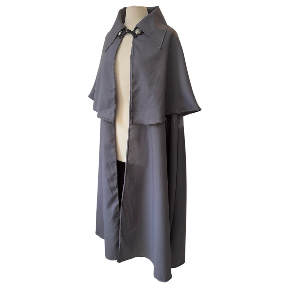 Creative Brand Unisex Mythical Knight Gray Layered Open Costume Cape OS